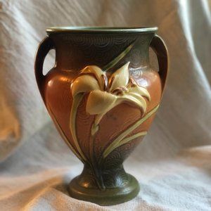 Vintage Roseville Pottery USA 202-8" Brown Zephyr Lilly Vase
